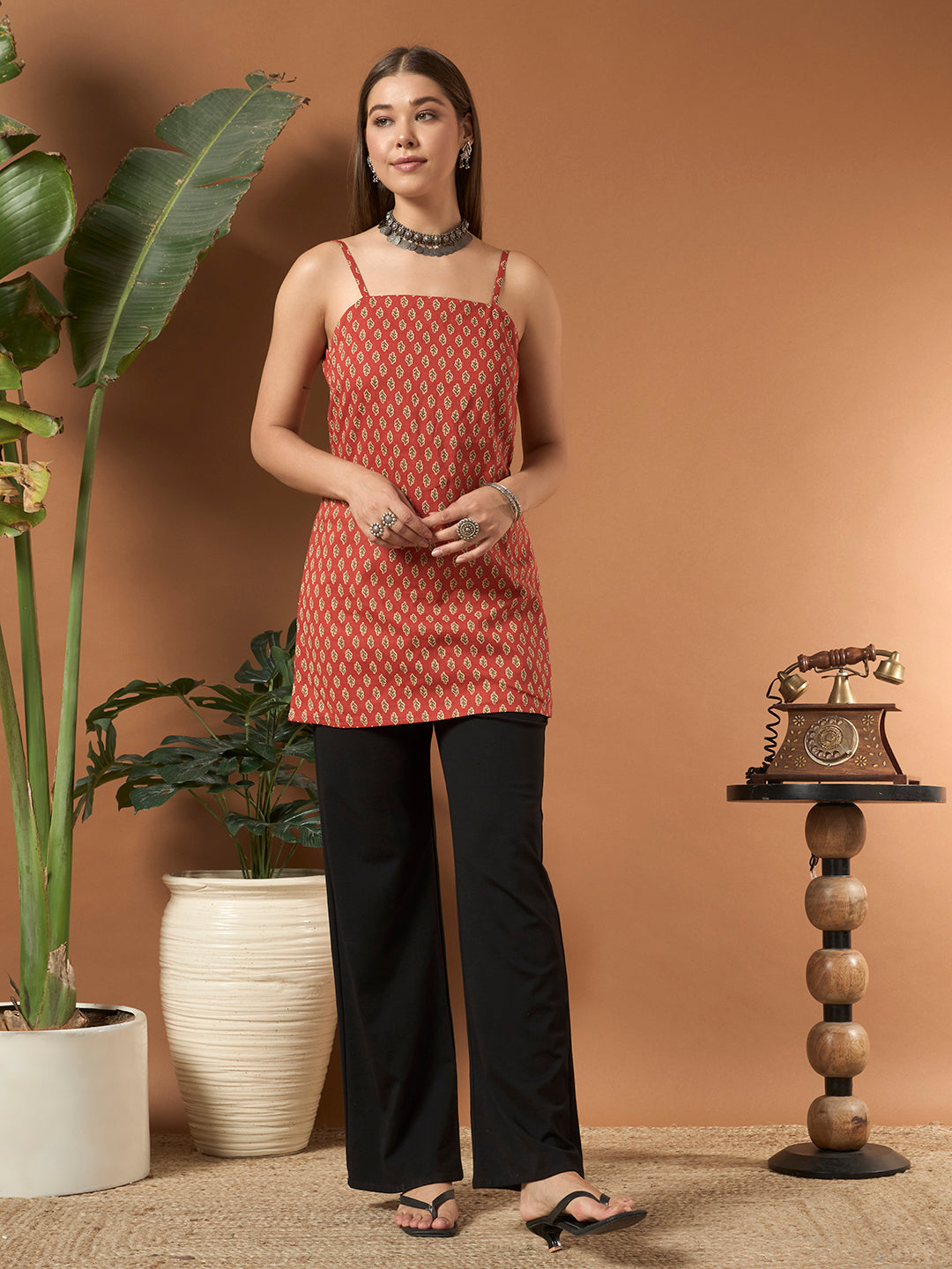 Savorelle Heritage Printed Sleeveless Short Kurti Red