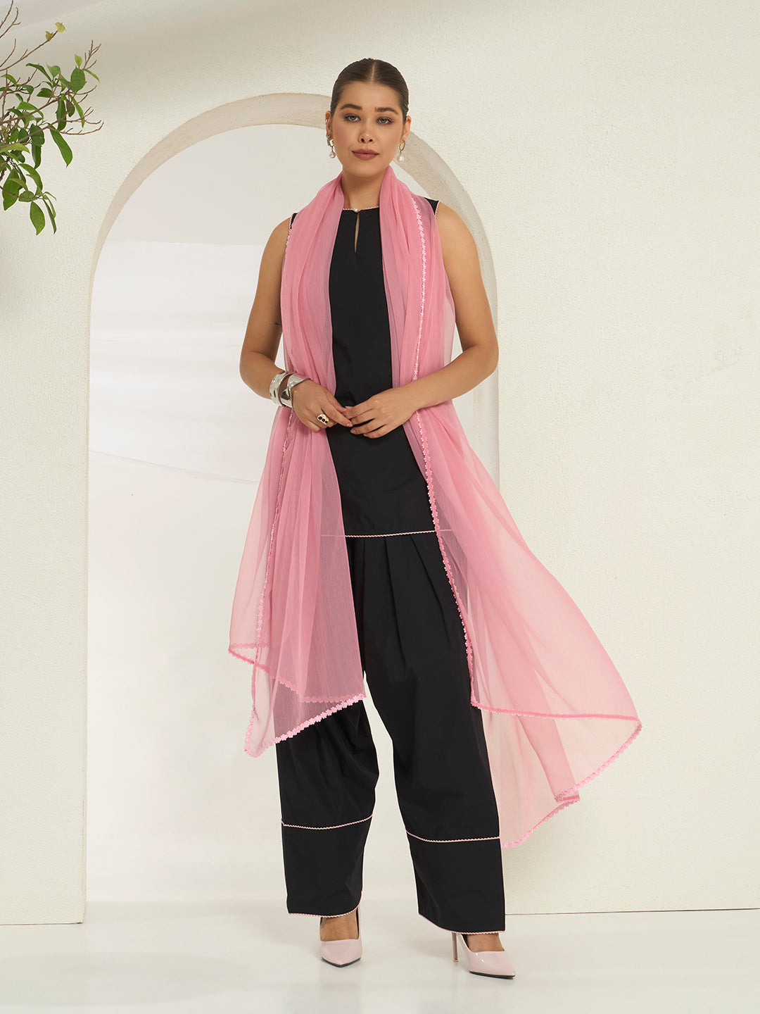 Savorelle Solid Farsi Suit Black